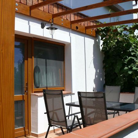 Sara Apartman Hévíz 外观 照片